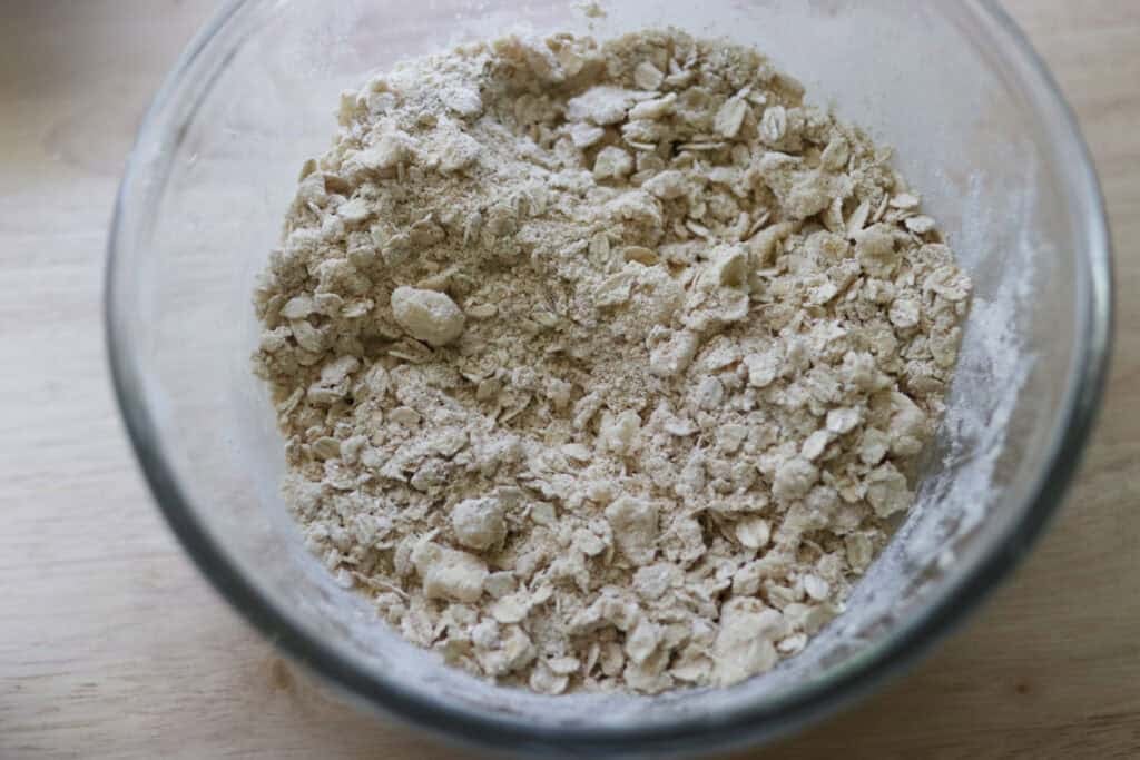 butter that has been mixed into flour to make freshly milled nutrigrain bars