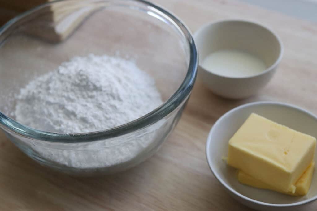 ingredients for icing for cupcakes