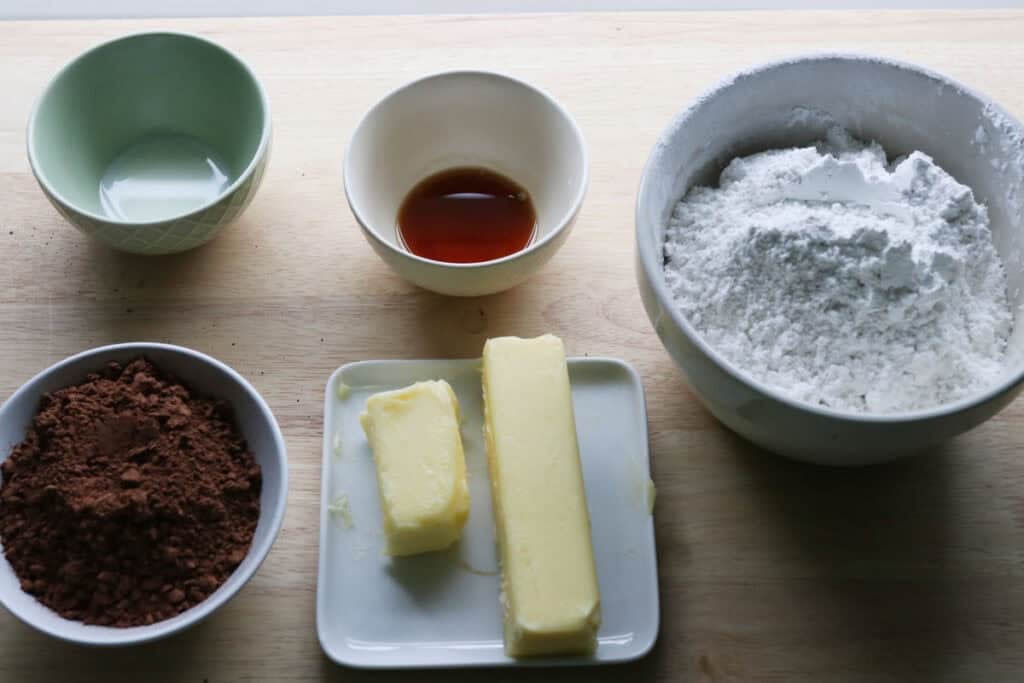 ingredients for the chocolate icing for the fresh milled hostess sheet cake