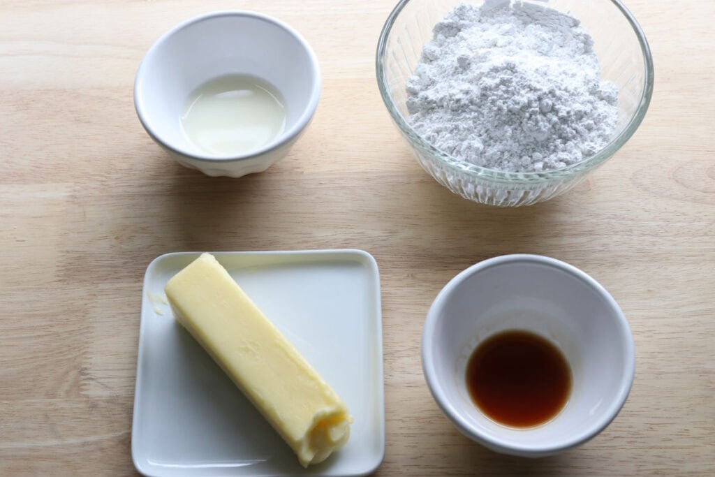 ingredients for the icing for fresh milled homemade oreos
