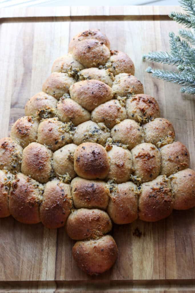Fresh Milled Cheesy Pull-Apart Christmas Tree Bread on a wooden board