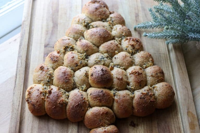 ​Fresh Milled Cheesy Pull-Apart Christmas Tree Bread