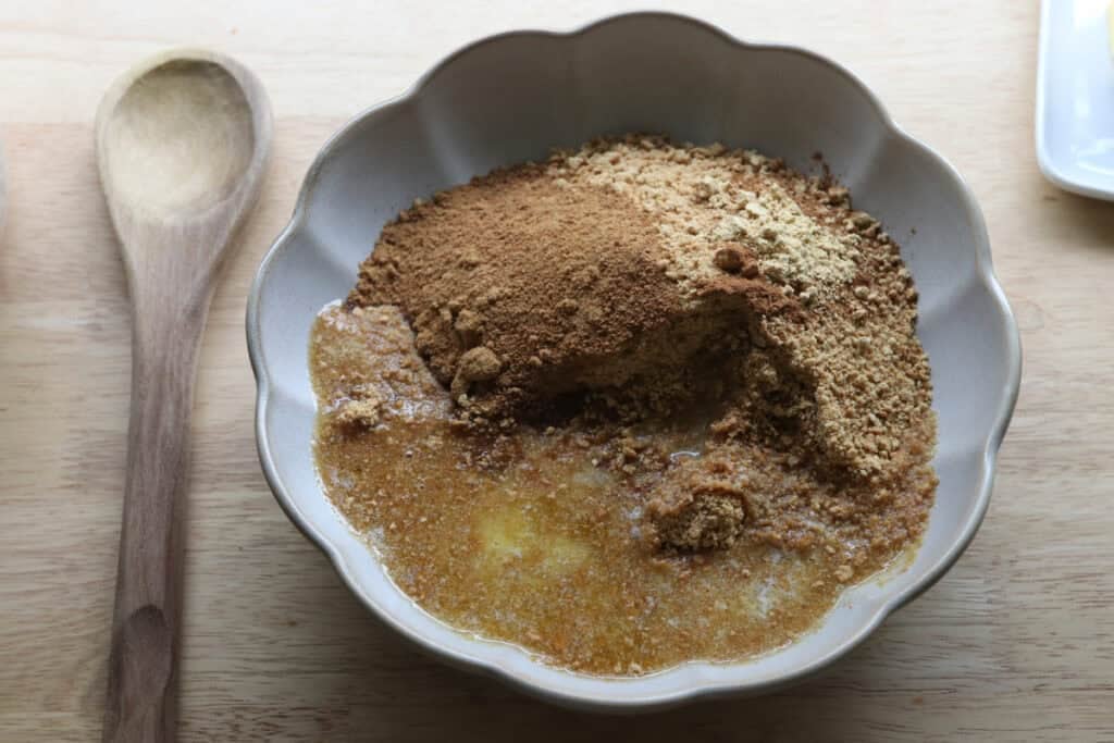 ingredients for the crust for No-Bake Mini Christmas Gingerbread Cheesecake Cups