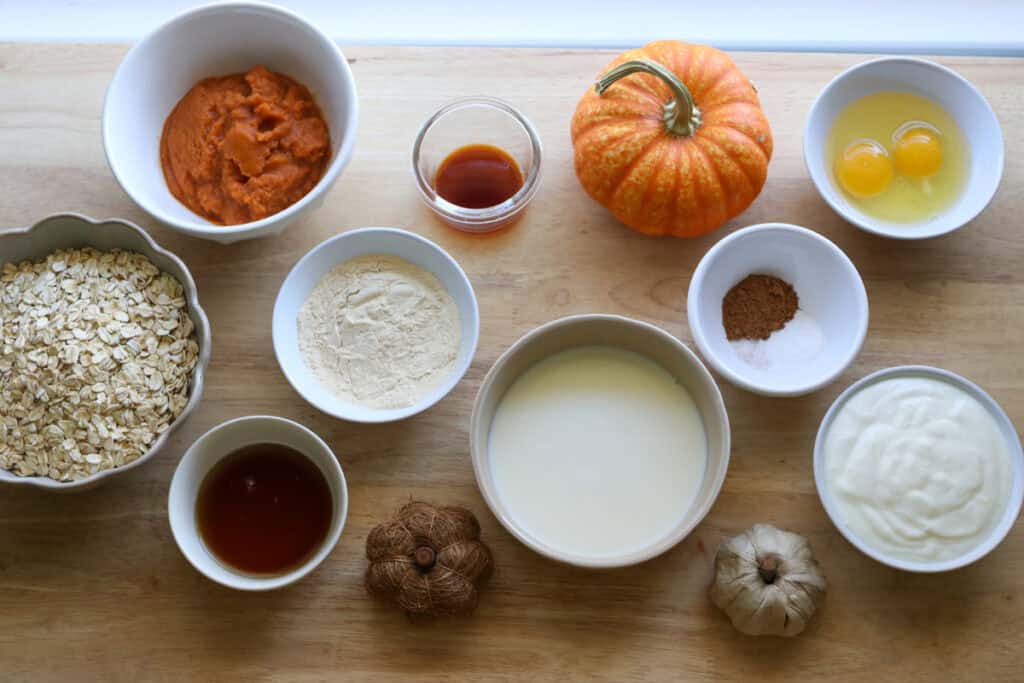 ingredients to make Healthy High Protein Baked Pumpkin Spice Oatmeal