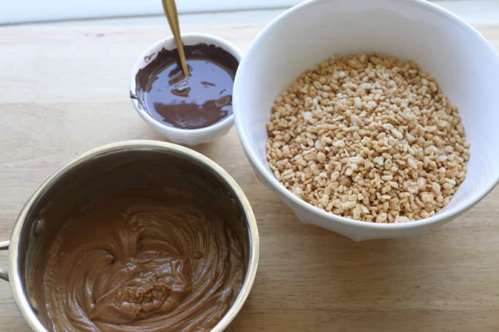 puffed rice, chocolate, and peanut butter to make Chocolate Peanut Butter Rice Krispie Bars