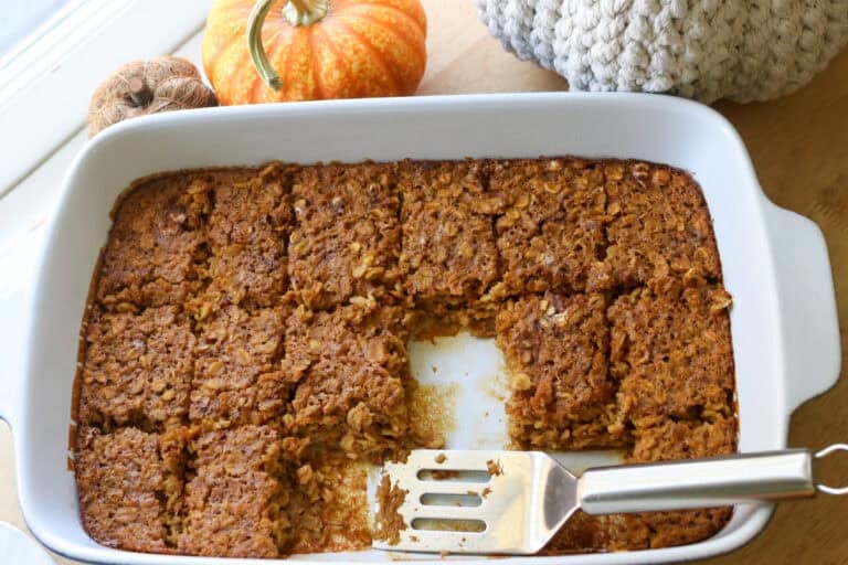 Healthy High Protein Baked Pumpkin Spice Oatmeal
