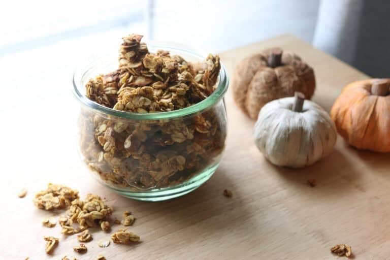 The Best Crunchy Maple Pumpkin Spice Granola Recipe
