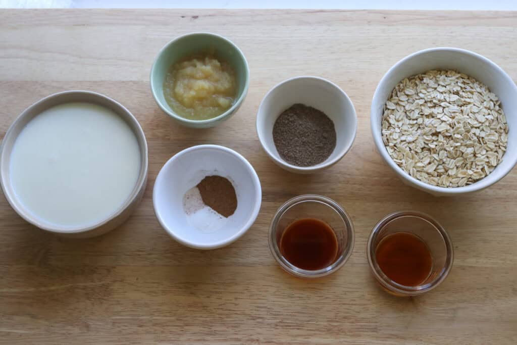 ingredients to make Healthy Cinnamon Coffee Cake Baked Oatmeal