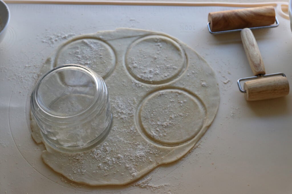 freshly milled pie crust cut into circles to make freshly milled healthy apple hand pies