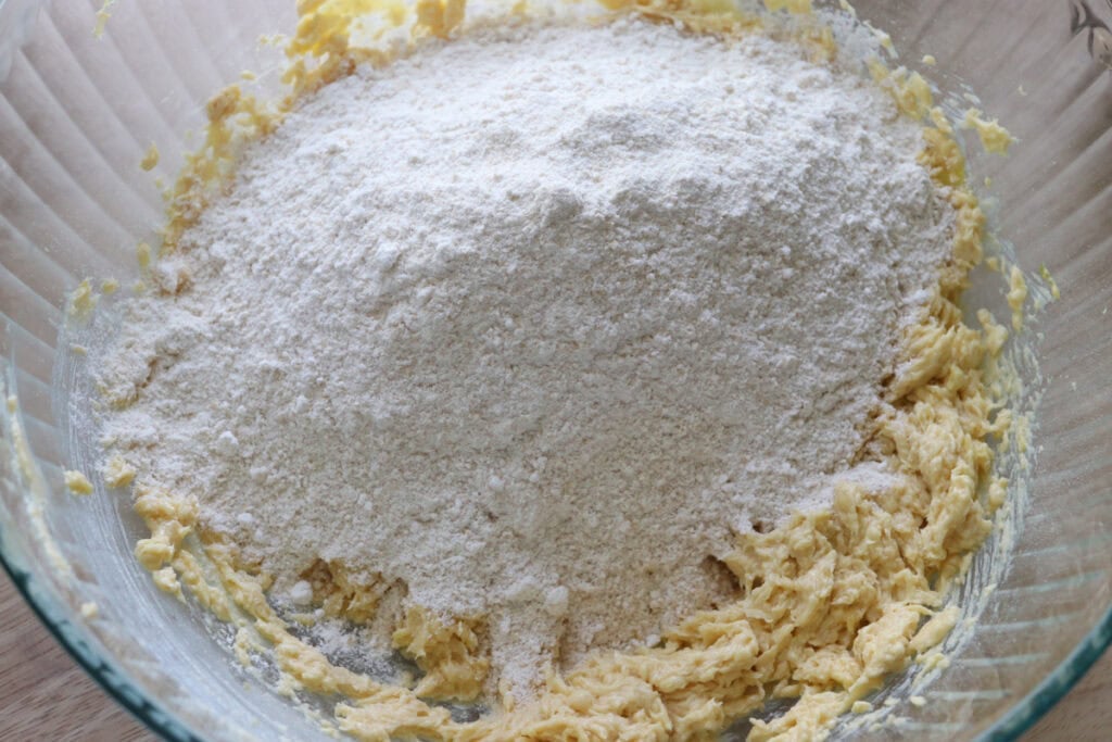 flour added to the batter for Fresh milled glazed lemon cookies