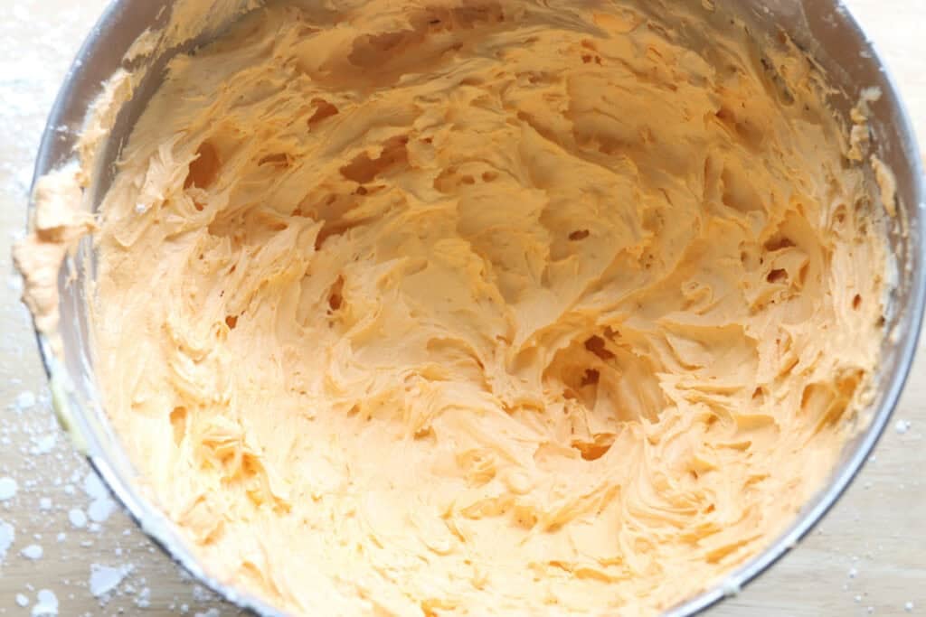 orange buttercream to ice the Freshly milled orange almond poppy seed cake