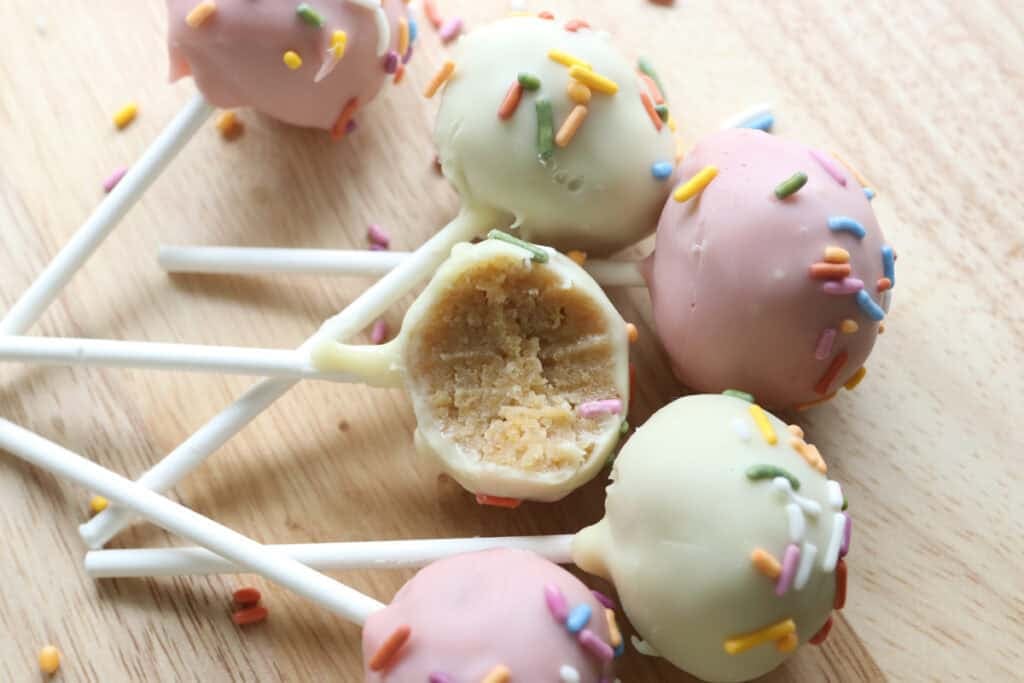 Freshly milled cake pops with sprinkles